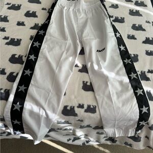 Kwon martial arts pianta with Black Star Side Stripes